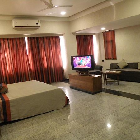 Nasiklub Hotel Luaran gambar